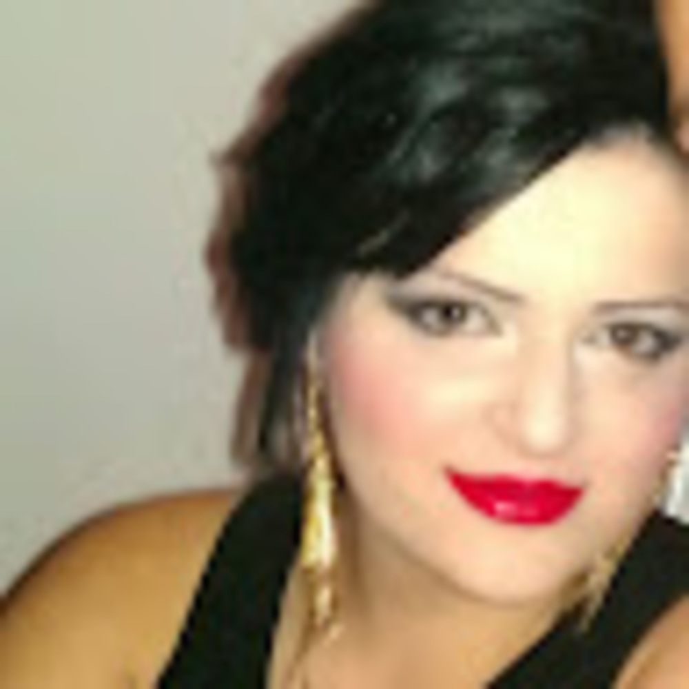 Meet your Posher, Elena